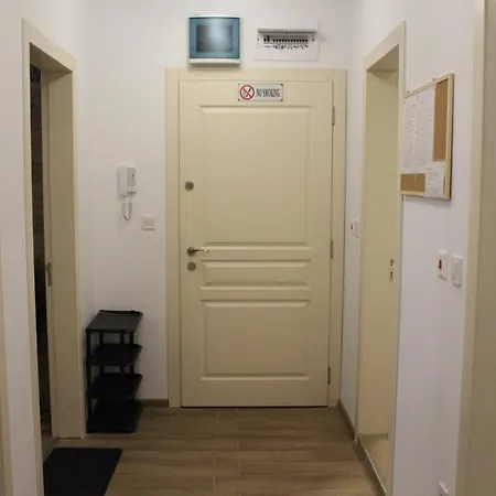 Lägenhet Arial -топ център *
