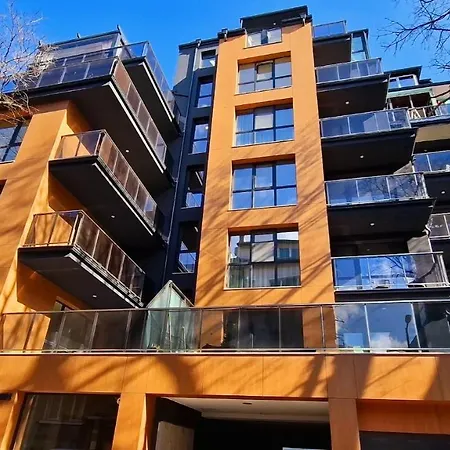 Apartment Arial -топ център Varna
