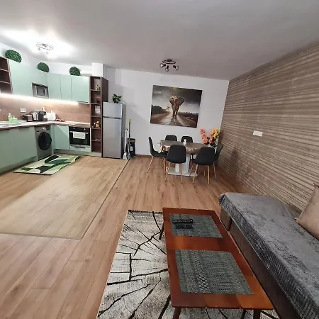 Apartment Arial -топ център